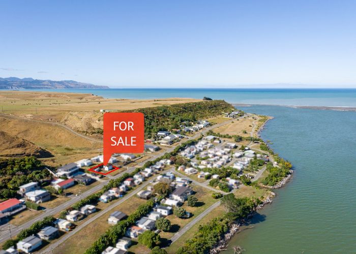  at 40A Lake Ferry Road, Lake Ferry, Featherston