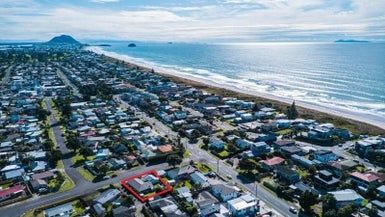  at 32 Seaspray Drive, Mount Maunganui