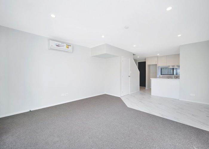  at 2/31 Ayton Drive, Totara Vale, North Shore City, Auckland