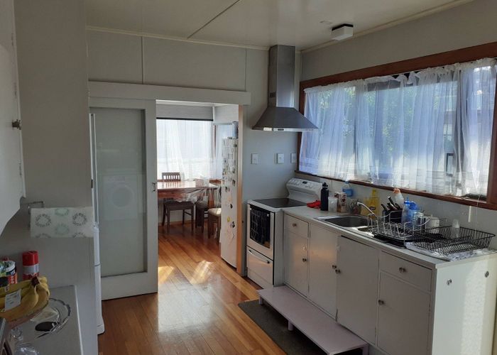  at 136 Apu Crescent, Lyall Bay, Wellington