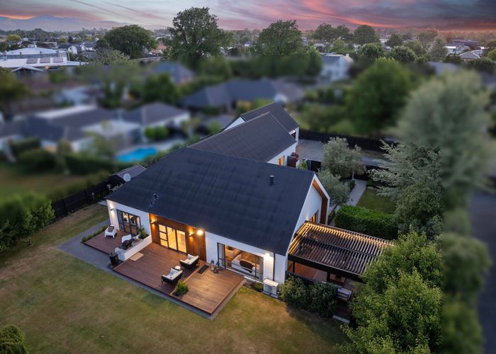  at 8 Carnaby Close, St Albans, Christchurch