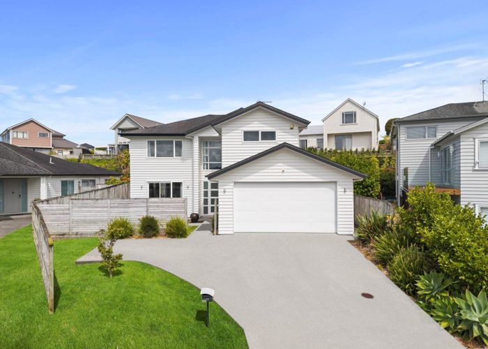  at 15 Sibling Court, Millwater, Rodney, Auckland