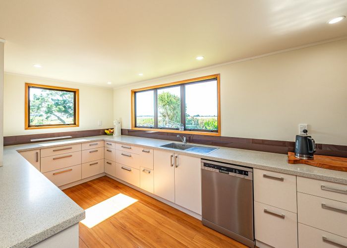  at 11 Burtts Road, Durie Hill, Whanganui, Manawatu / Whanganui