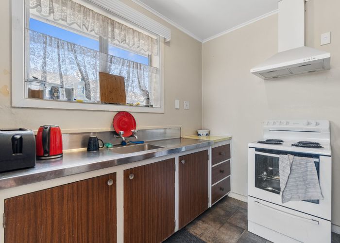  at 77 Normandy Avenue, Melville, Hamilton, Waikato