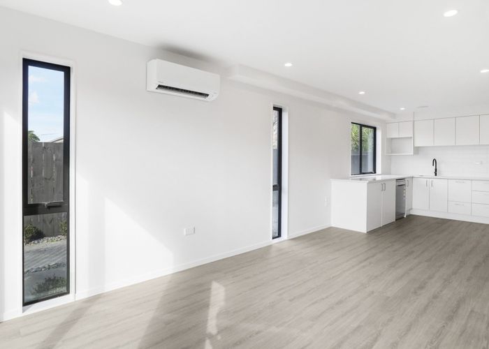  at 52A Rua Road, Glen Eden, Auckland