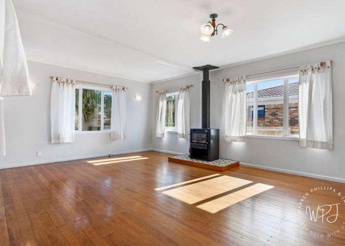  at 1/15 Hill Crescent, Papakura, Papakura, Auckland