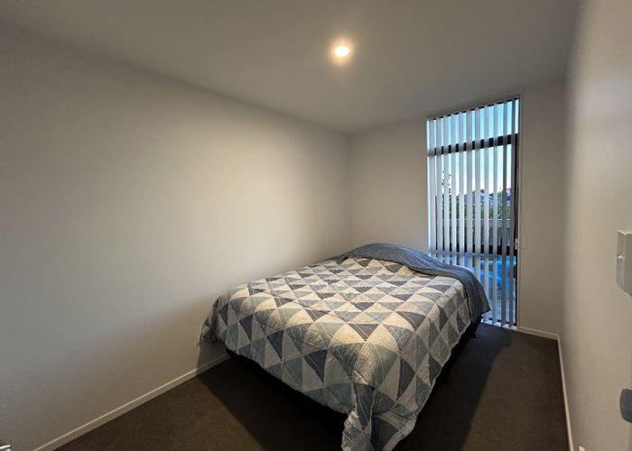  at 9 Tarapuke Lane, Papakura, Papakura, Auckland