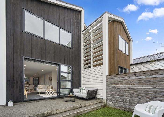  at 42C Tennyson Street, Petone, Lower Hutt, Wellington
