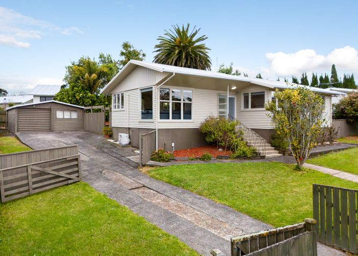  at 23 Patts Avenue, Glendene, Auckland