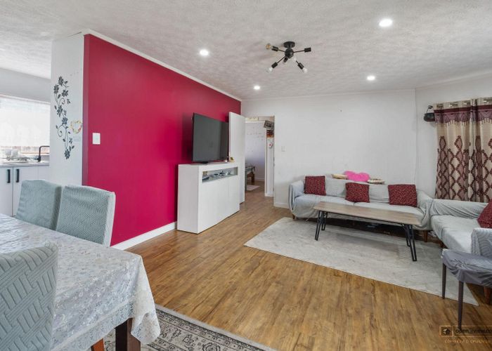  at 3/6 Taka Street, Takanini, Papakura, Auckland