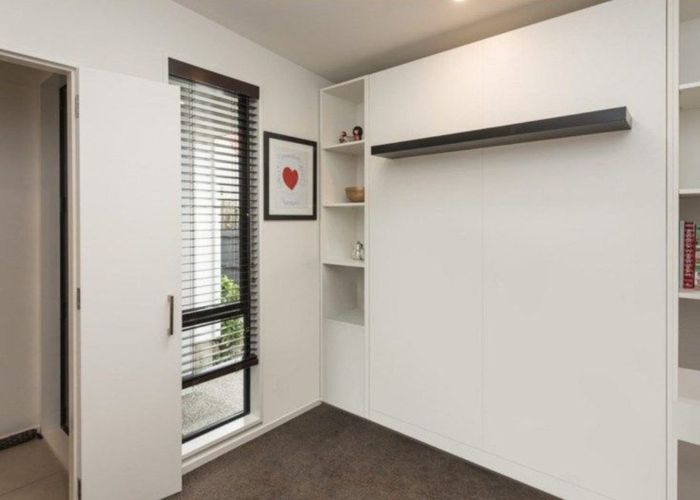  at 2/1036 Colombo Street, St. Albans, Christchurch City, Canterbury