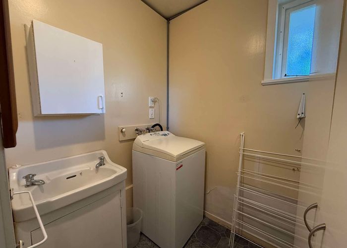  at 4/35 Campbell Terrace, Petone, Lower Hutt, Wellington