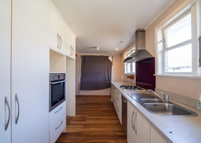  at 27 Willis Street, Bader, Hamilton