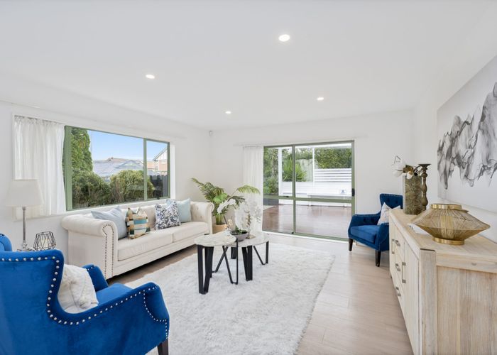  at 2 Ferngrove Avenue, Ranui, Waitakere City, Auckland