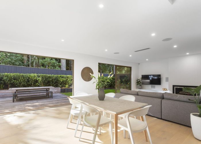  at 43A Hillcrest Avenue, Hillcrest, Auckland