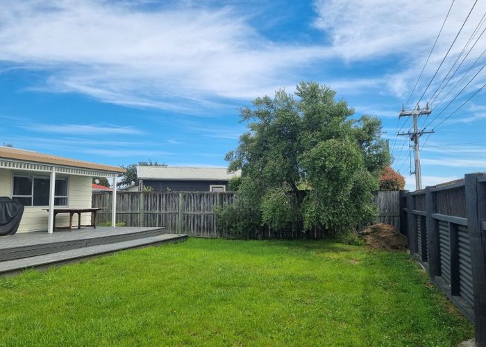  at 81 Jellicoe Street, Martinborough