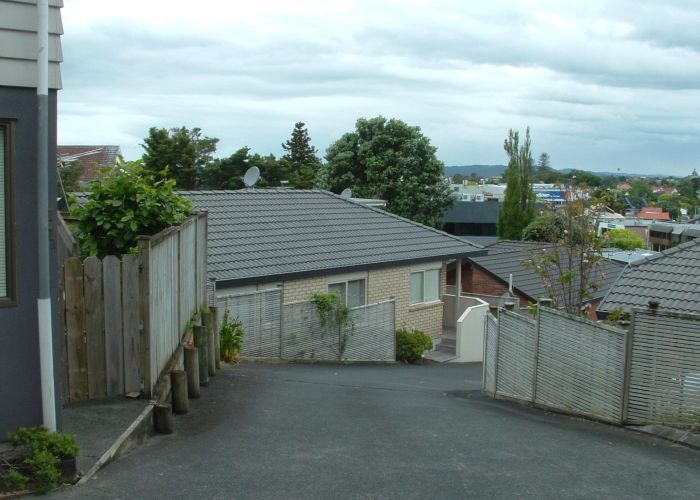  at 6/10 Ridge Road, Howick, Manukau City, Auckland