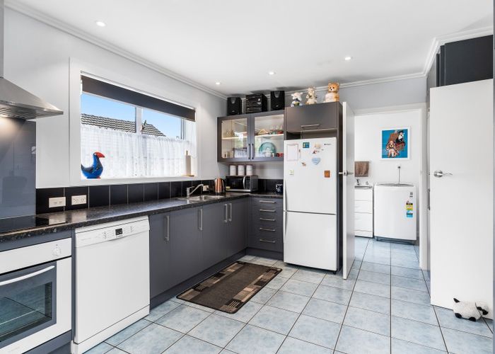  at 16 Lomax Place, Islington, Christchurch