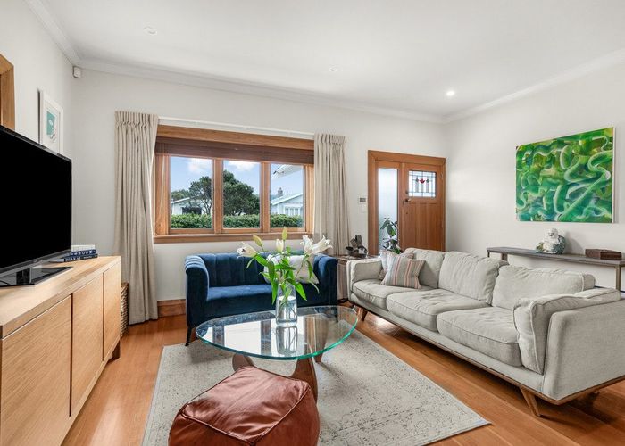  at 4 Collins Street, Petone, Lower Hutt, Wellington