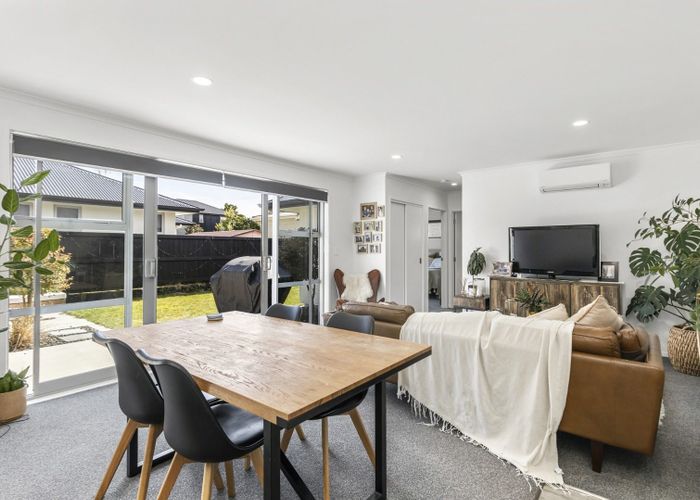  at 7/26 Garnett Avenue, Forest Lake, Hamilton, Waikato