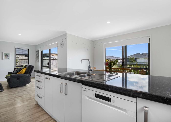 at 6 Navy Lane, Papamoa, Tauranga, Bay Of Plenty
