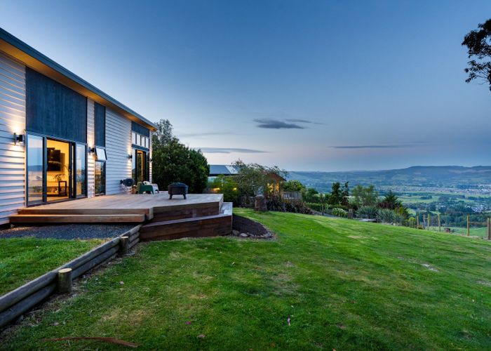  at 20 Sproull Drive, Scroggs Hill, Dunedin, Otago