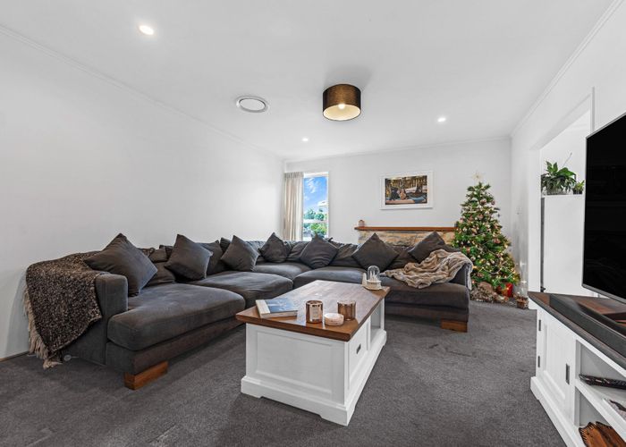  at 31 Mack Place, Red Hill, Papakura