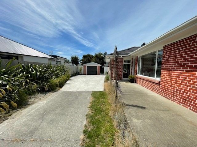  at 6 Sevenoaks Drive, Burnside, Christchurch City, Canterbury