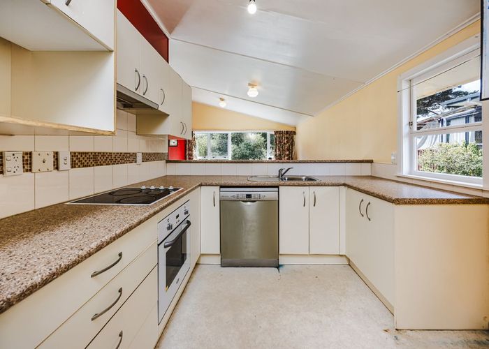  at 46 Lawrence Crescent, Manurewa, Manukau City, Auckland