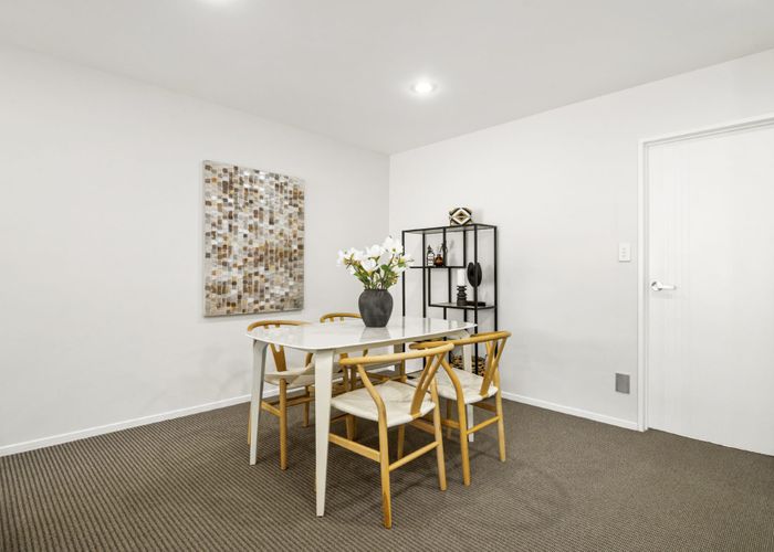  at 37/5 Perekia Street, Albany, North Shore City, Auckland