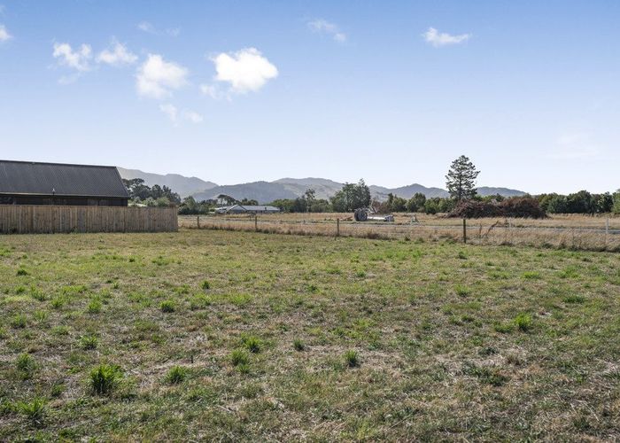  at 2 Kakariki Crescent, Carterton, Carterton, Wellington