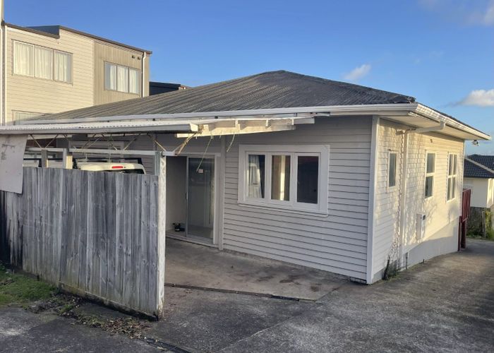  at 9B Hayr Rd, Three Kings, Auckland City, Auckland