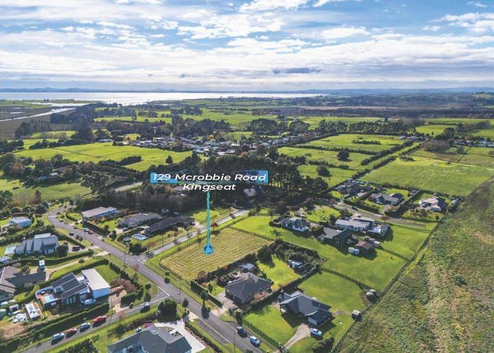  at 129 McRobbie Road, Kingseat, Franklin, Auckland