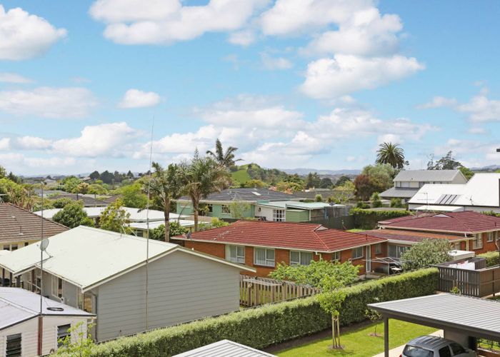  at 204/102 Edinburgh Street, Pukekohe, Pukekohe