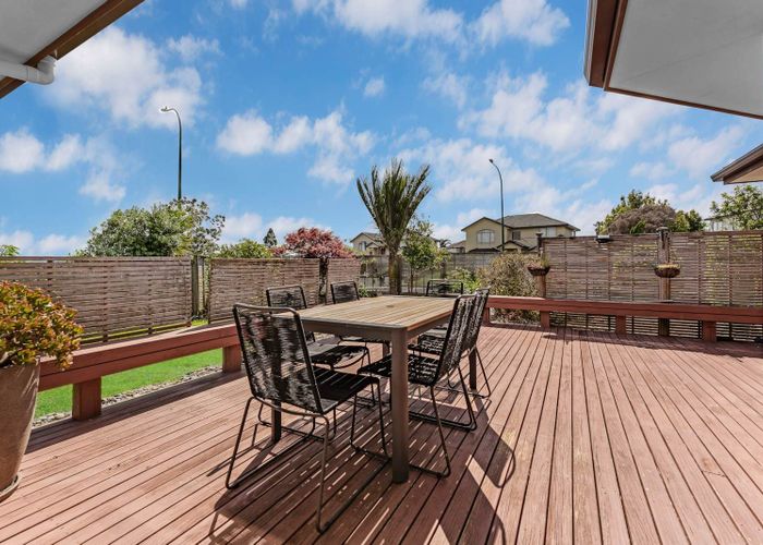  at 30 Summerland Drive, Henderson, Waitakere City, Auckland