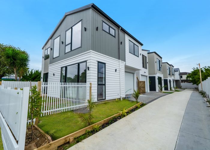  at 4 Barrie Avenue, Papatoetoe, Manukau City, Auckland