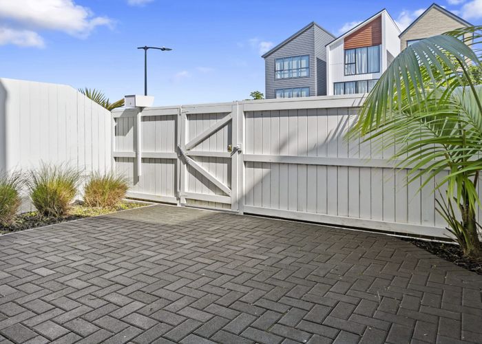  at 117 Tarapuka Road, Westgate, Waitakere City, Auckland