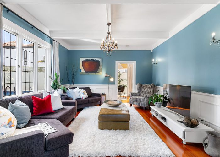  at 2 Lucerne Road, Remuera, Auckland