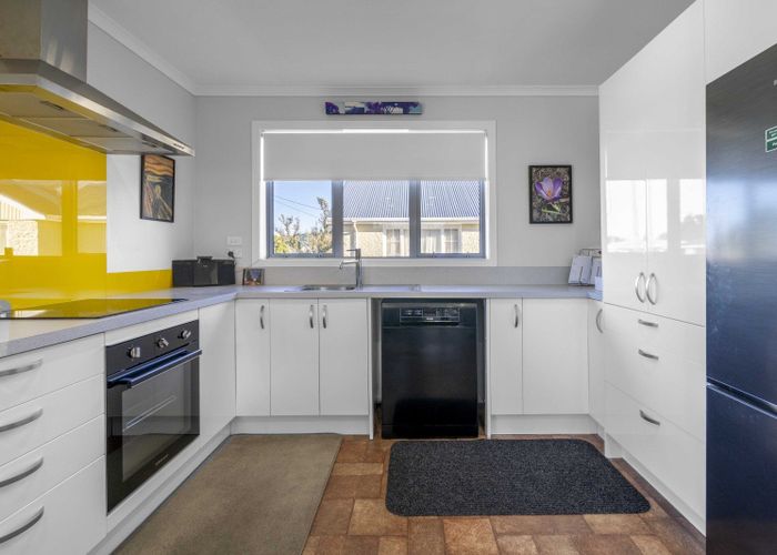  at 220 Mcquarrie Street, Kingswell, Invercargill