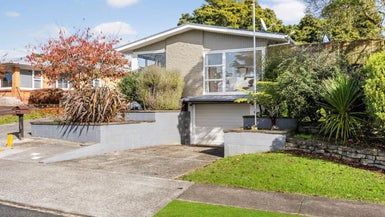  at 67 Lawrence Crescent, Hillpark, Auckland