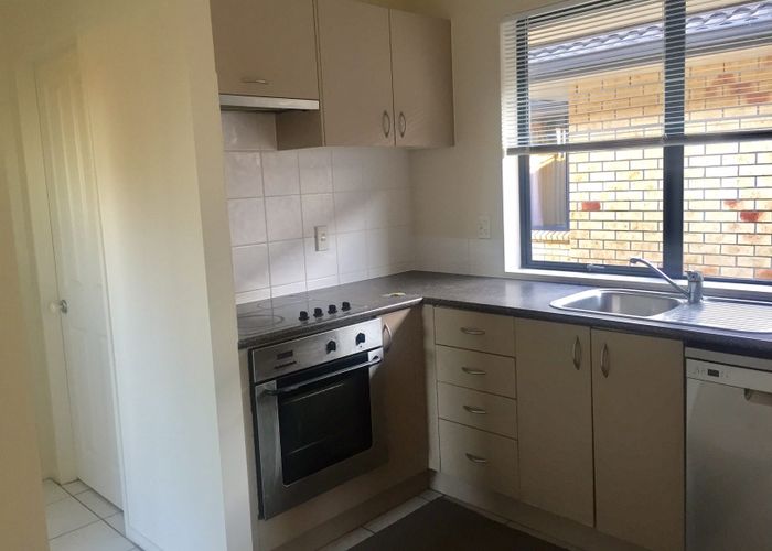  at 2/9A Araminta Place, Beachlands, Manukau City, Auckland