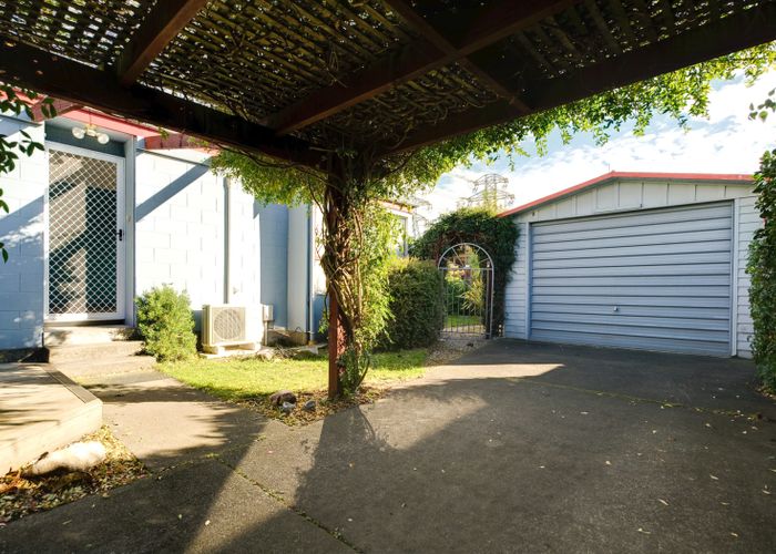  at 19B Takaro Avenue, Sockburn, Christchurch