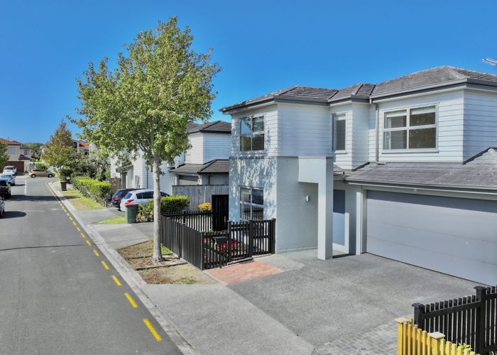  at 14 Reno Way, Flat Bush, Auckland