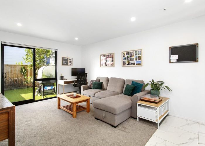  at 5/27 Waiwhetu Road, Waiwhetu, Lower Hutt