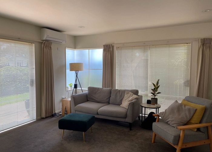  at 7A Buxton Street, Point Chevalier, Auckland