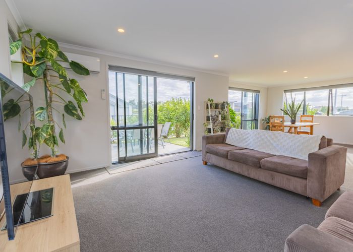  at 1 Fontana Street, Papamoa, Tauranga, Bay Of Plenty