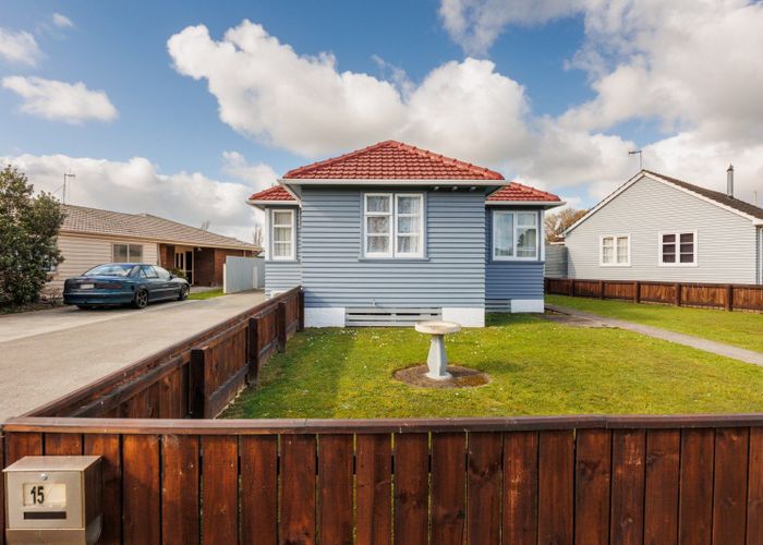 at 15 Upham Terrace, Roslyn, Palmerston North