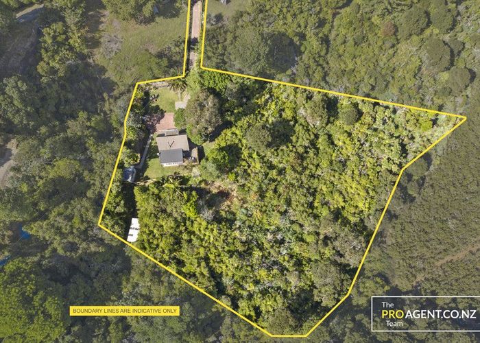  at 33d Landing Road, Titirangi, Waitakere City, Auckland