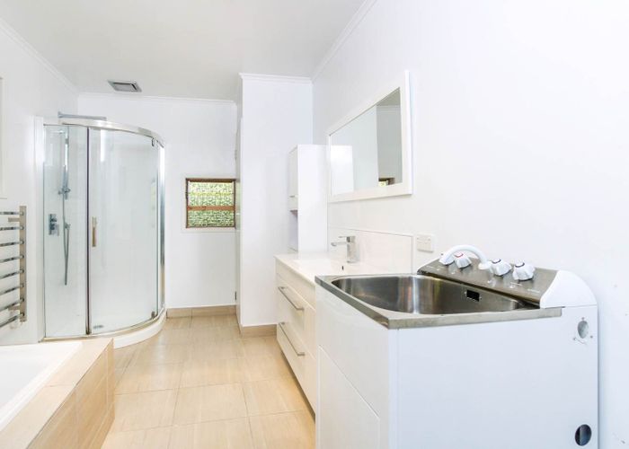  at 1/18 Koromiko Street, New Lynn, Waitakere City, Auckland