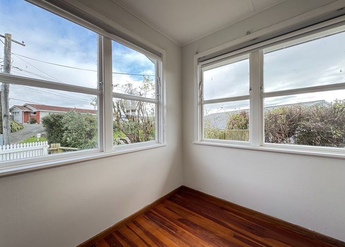  at 16 Beazley Avenue, Paparangi, Wellington, Wellington